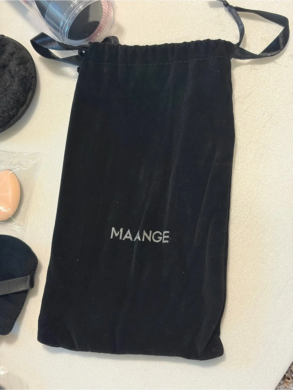MAANGE 49 Pc Makeup Brush Set w/Bag, Sponges, Powder Puffs & Brush Cleaner Black